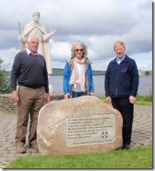 Prior with Sculptor at lakeshore